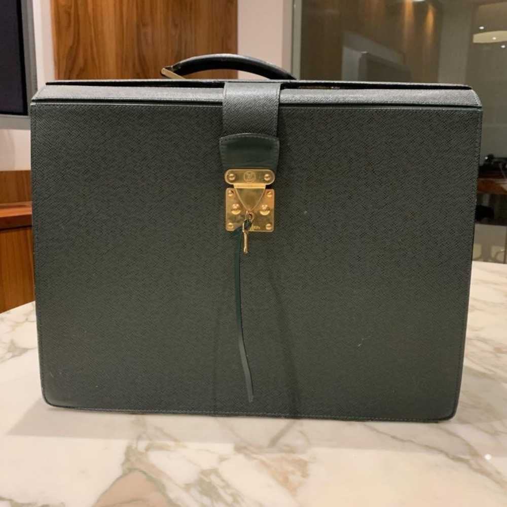 Men’s Louis Vuitton Briefcase
